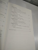 FALSO: Dinero falso. Maestros falsos. Activos falsos.